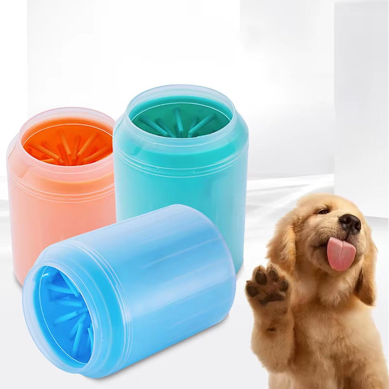 Effortless Outdoor Paw Cleaning: Portable Silicone Dog Paw Washer with Combs
